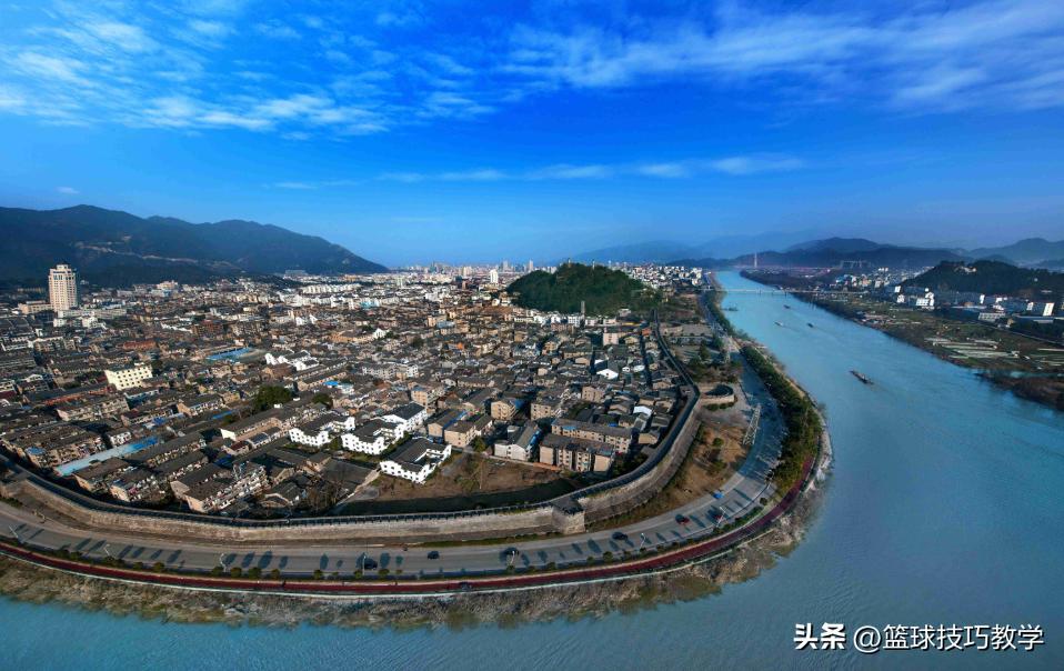 中国体育爱好者篮球赛冠军_全国篮球比赛冠军_中国篮球爱好者人数