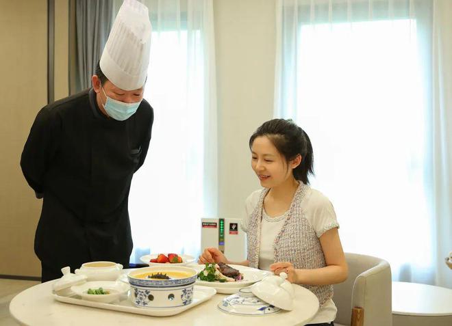 科学营养月子餐详细做法_月子营养餐图片_营养健康的月子餐