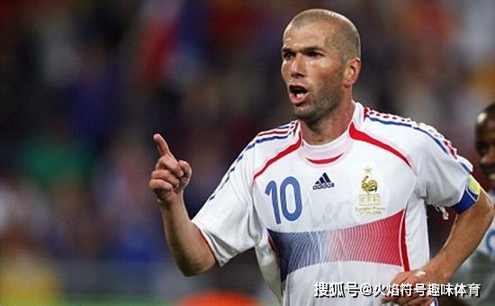 德国足球历史球星排名前十_德国足球著名球星_德国足球历史名人堂