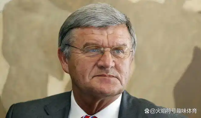 德国足球历史十大球星_德国足球历史球星排名前十_德国足球历史巨星