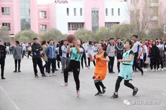 詹姆斯篮球规则比赛国际比分_詹姆斯国际篮球比赛规则_詹姆斯的球赛