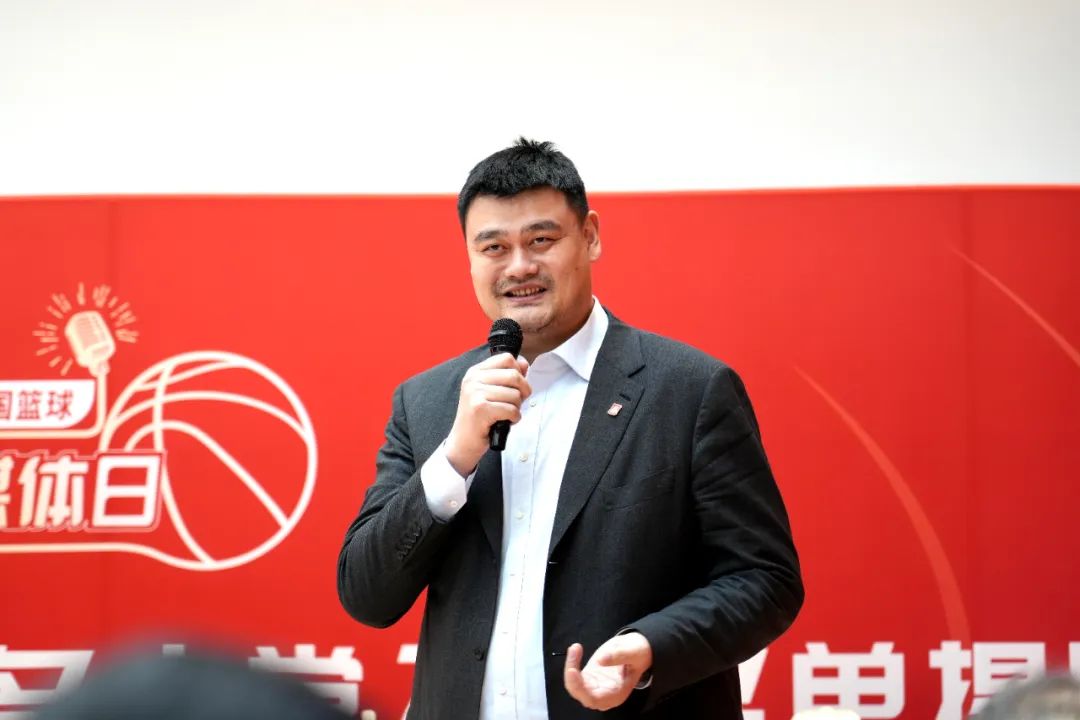 中国历史篮球明星_篮球历史球员_中国历史篮球队名单