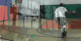 篮球旋转技巧球接球教案_篮球接旋转球技巧_篮球旋转技巧球接球规则
