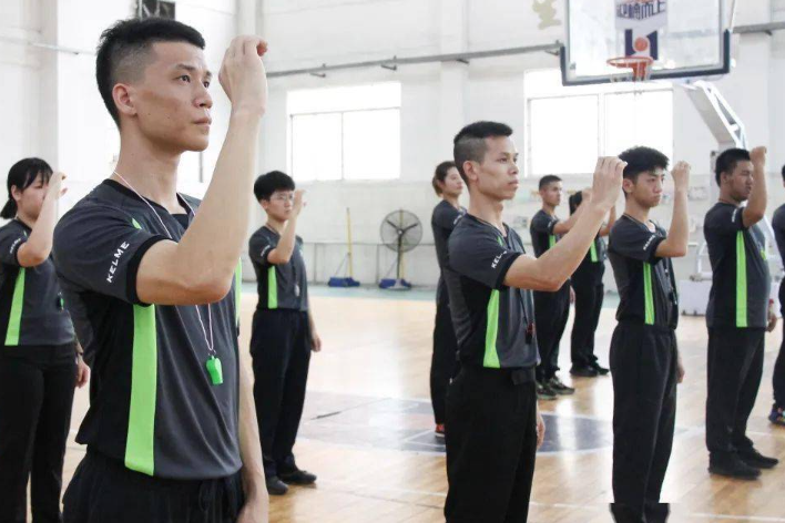 篮球裁判证要求_篮球裁判证规则是什么_篮球裁判证有效期多长