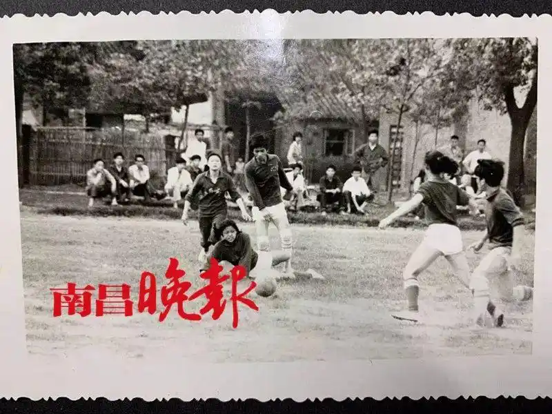 2021桂林足球比赛_桂林足球女子冠军比赛视频_桂林足球比赛女子冠军
